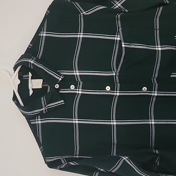 H&M Shirt Womens 10 Button Up Long Sleeve Green Plaid Great Condition - Picture 3 of 3